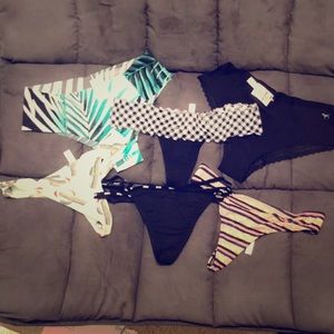 Victoria’s Secret NWT size M women’s thongs